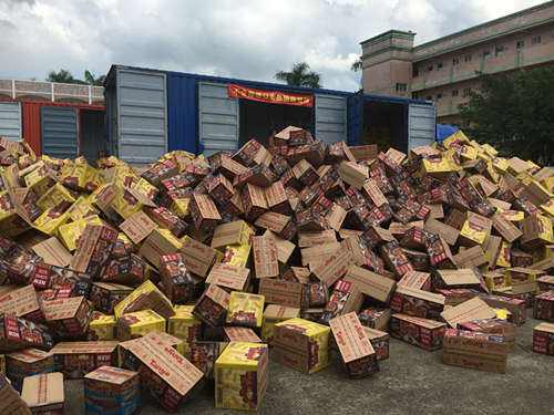 過(guò)期食品有銷(xiāo)毀(過(guò)期食品集中銷(xiāo)毀) 過(guò)期食品有銷(xiāo)毀(過(guò)期食品集中銷(xiāo)毀)